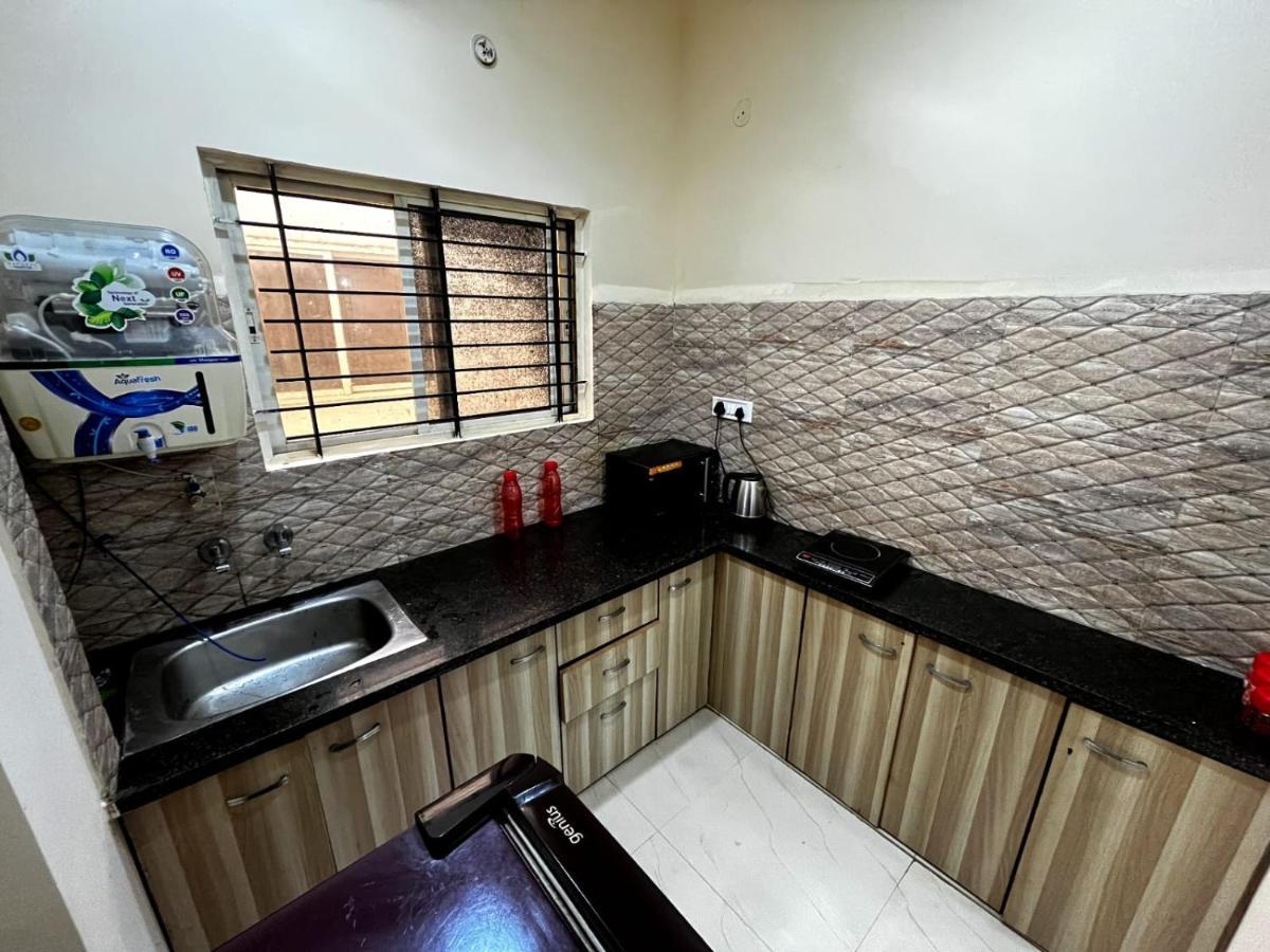 Staeg Heart Of City 2Bhk - 201 Indore Exterior foto